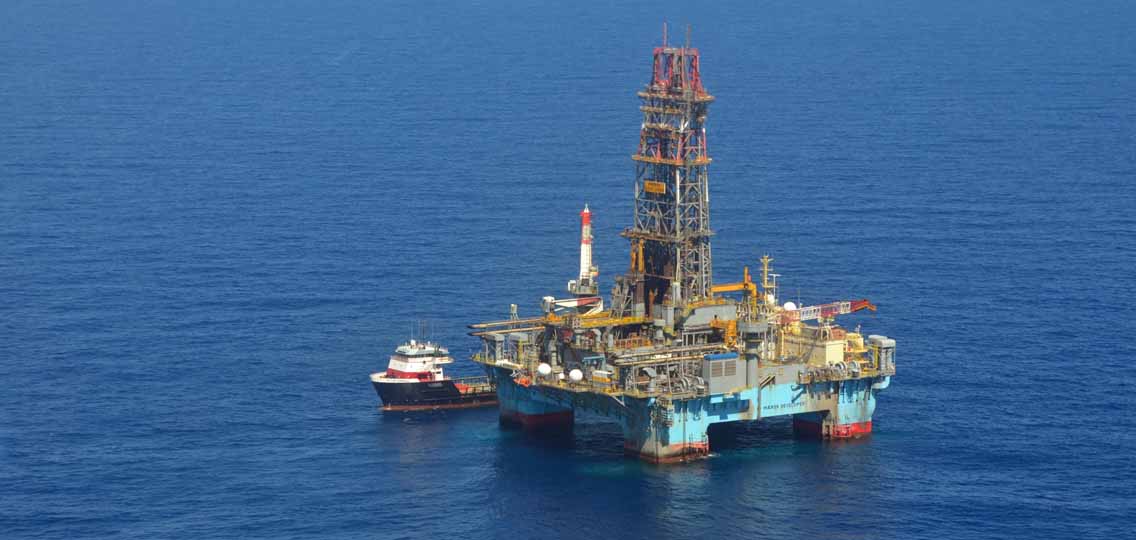 The Maersk Developer drills an exploratory well into Statoil's Martin prospect in the Gulf of Mexico